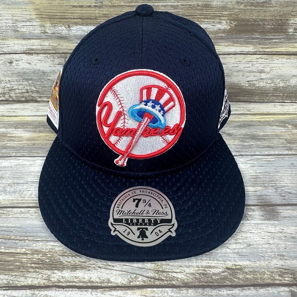New York Yankees Hat Liberty Limited Edition Mitchell & Ness Fitted Cap 7‎ 3/4